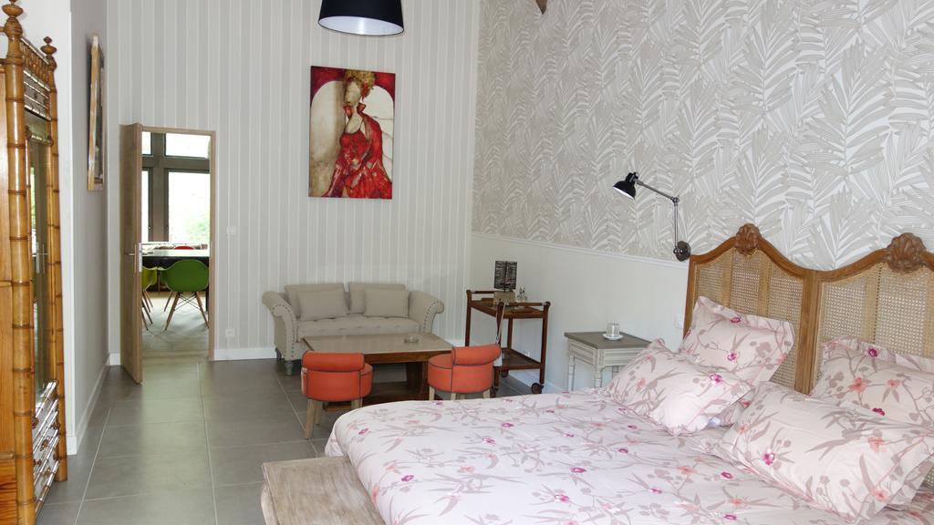 La Petite Girondine, La Suite... Pujols  Exterior photo